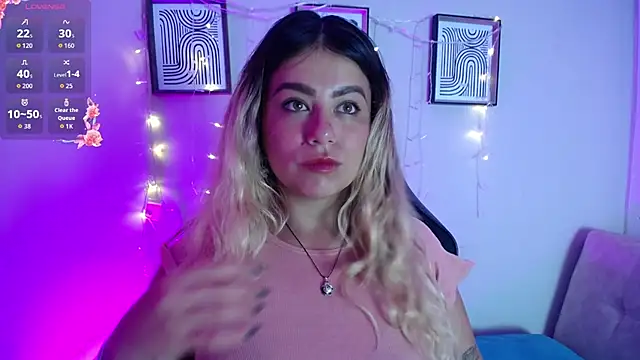 Sweet Bella Valery online show from 03-30-26, 11:33