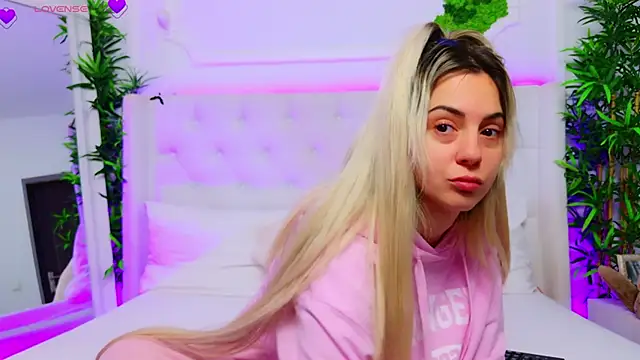 AriannaSins online show from 12-01-25, 01:16