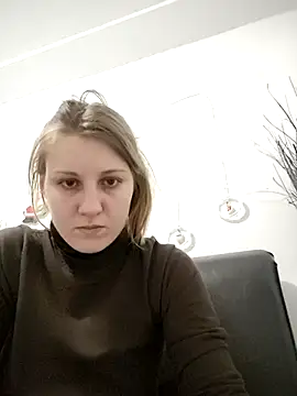 SandyCassie online show from 11-26-25, 06:53