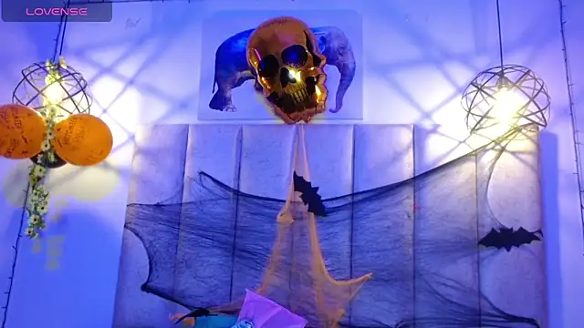 antonella rosecs online show from 10-25-25, 04:31