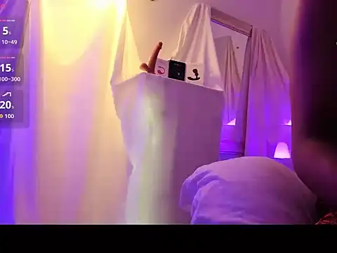 Snapshot of Yamilk101 chatting on 11-29-25, 04:59 Yamilk101 online show from 11-29-25, 04:59