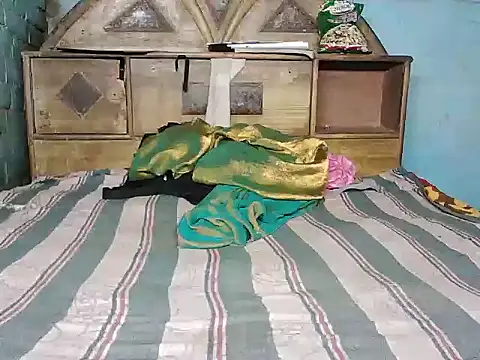 Snapshot of diksha--s chatting on 10-26-25, 07:31 diksha--s online show from 10-26-25, 07:31