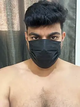Handsome8677 online show from 06-09-26, 07:53