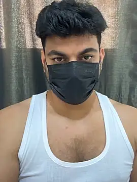 Handsome8677 online show from 06-11-26, 08:23
