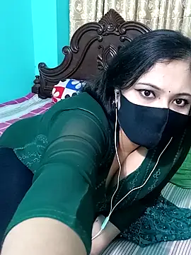 Snapshot of Porimoni22 chatting on 12-20-25, 01:40 Porimoni22 online show from 12-20-25, 01:40