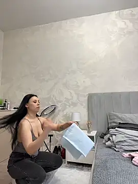Snapshot of ChloeBrut chatting on 05-14-26, 11:55 ChloeBrut online show from 05-14-26, 11:55