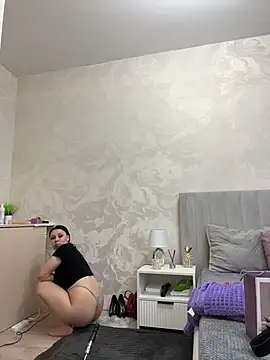 Snapshot of ChloeBrut chatting on 06-04-26, 12:05 ChloeBrut online show from 06-04-26, 12:05