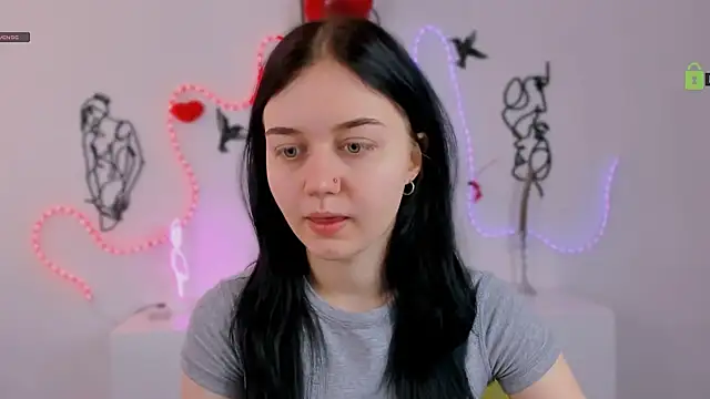 Snapshot of miki_ti chatting on 02-17-26, 05:59 miki ti online show from 02-17-26, 05:59