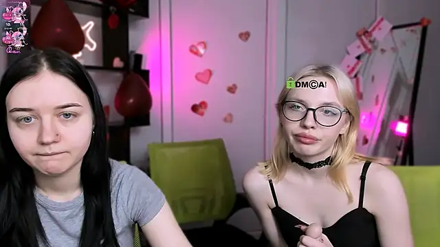 Snapshot of miki_ti chatting on 02-18-26, 04:03 miki ti online show from 02-18-26, 04:03