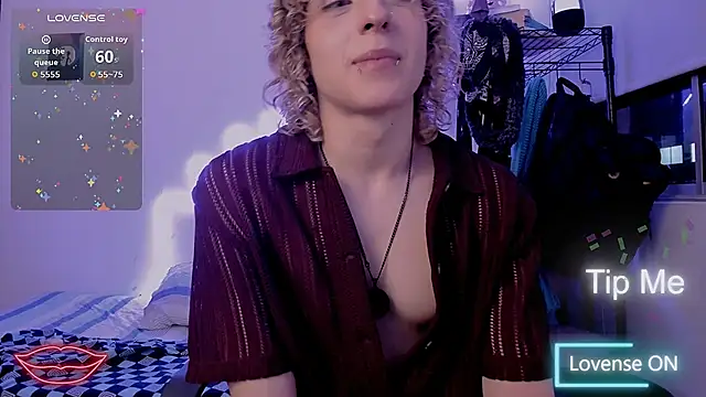 Snapshot of Lyric_Mirage chatting on 02-03-26, 03:59 Lyric Mirage online show from 02-03-26, 03:59