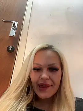 CherryXOX- online show from 10-30-25, 12:39