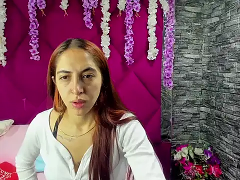 MariamGray1 online show from 11-07-25, 04:51