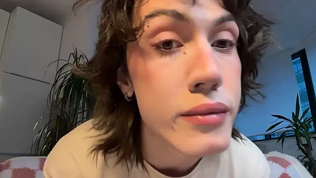 kira yoshika9e online show from 03-15-26, 04:35