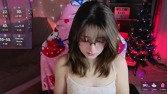 Snapshot of Soffi_Toffi chatting on 12-20-25, 05:25 Soffi Toffi online show from 12-20-25, 05:25