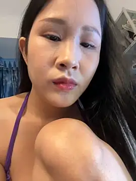 Snapshot of littlesluttycat chatting on 11-06-25, 03:35 littlesluttycat online show from 11-06-25, 03:35