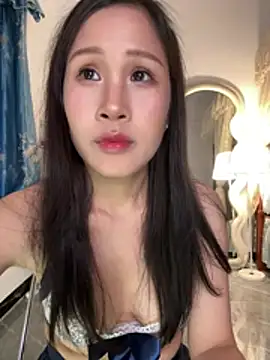 Snapshot of littlesluttycat chatting on 06-16-26, 02:41 littlesluttycat online show from 06-16-26, 02:41