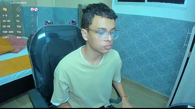 Xavier Fox    online show from 11-05-25, 12:27