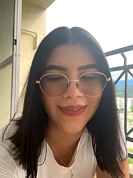 Julietalcl online show from 10-24-25, 09:11