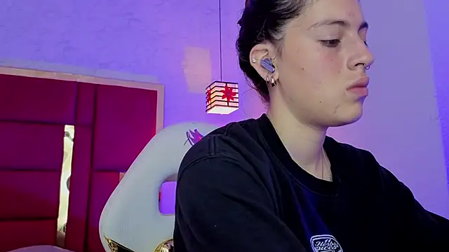 moon winy online show from 03-20-26, 11:37