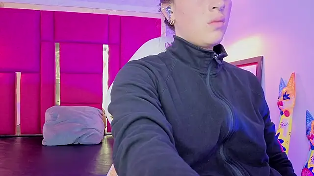 moon winy online show from 03-21-26, 11:48