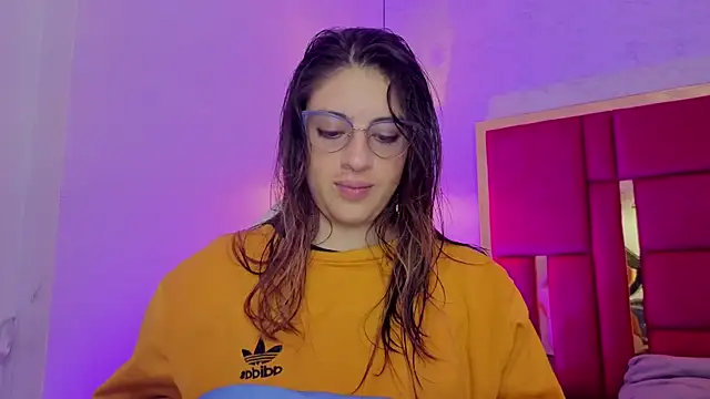 moon winy online show from 04-18-26, 11:36