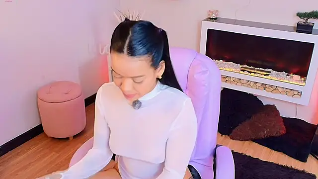 Snapshot of Miss_koko_ chatting on 07-16-26, 03:34 Miss koko online show from 07-16-26, 03:34