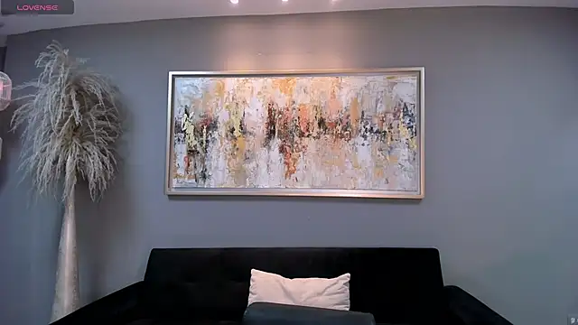 Snapshot of CelesteMoonX chatting on 12-16-25, 03:55 CelesteMoonX online show from 12-16-25, 03:55