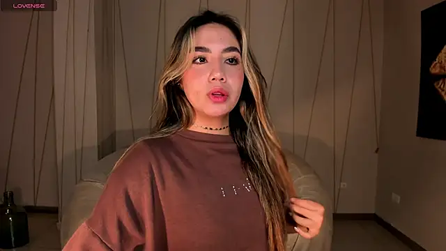 AnnieMonroe1 online show from 11-05-25, 11:54