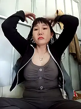 Ana-love2025 online show from 10-21-25, 01:06