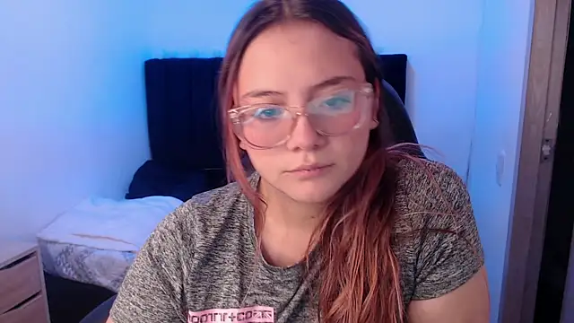 Red Lola  online show from 11-05-25, 01:55