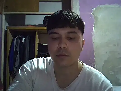 Snapshot of CuteAlexBoy chatting on 10-18-25, 07:58 CuteAlexBoy online show from 10-18-25, 07:58