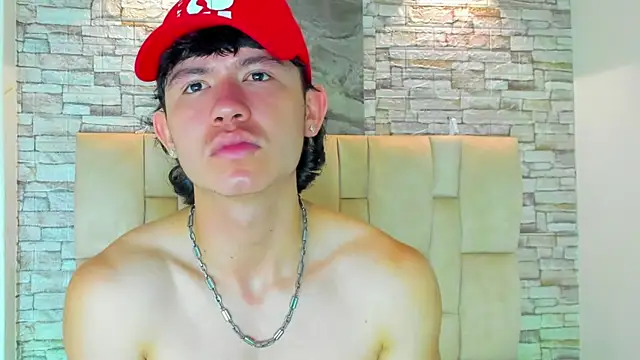 Owenn 17 online show from 10-17-25, 05:10