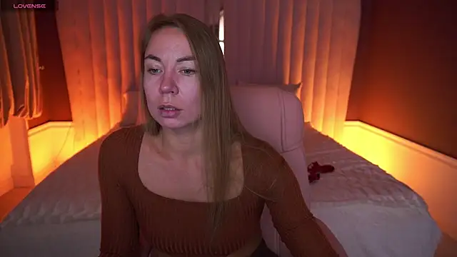 VixenMuse online show from 10-30-25, 08:31