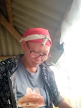 nui-show online show from 11-08-25, 02:01