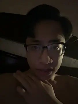 Snapshot of liamhn2k4 chatting on 02-12-26, 06:03 liamhn2k4 online show from 02-12-26, 06:03