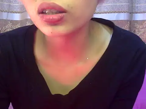 Snapshot of fairyy_tale chatting on 12-13-25, 08:14 fairyy tale online show from 12-13-25, 08:14