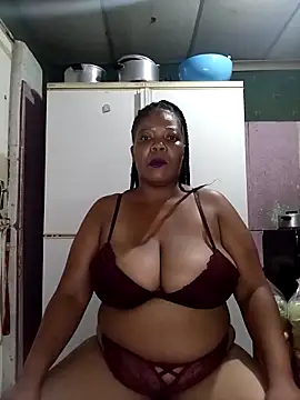 boobsqueenxo online show from 11-26-25, 06:20