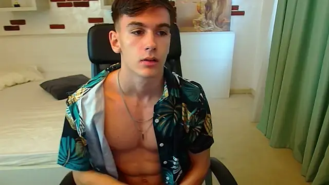 Snapshot of BradyFlint chatting on 10-26-25, 11:38 BradyFlint online show from 10-26-25, 11:38