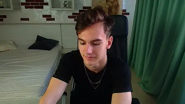 Snapshot of BradyFlint chatting on 11-03-25, 07:42 BradyFlint online show from 11-03-25, 07:42