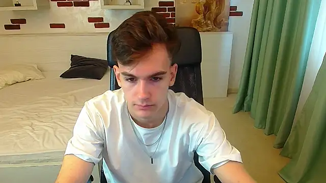 Snapshot of BradyFlint chatting on 11-09-25, 10:13 BradyFlint online show from 11-09-25, 10:13