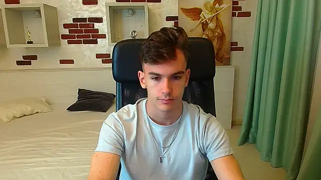 Snapshot of BradyFlint chatting on 11-13-25, 05:17 BradyFlint online show from 11-13-25, 05:17