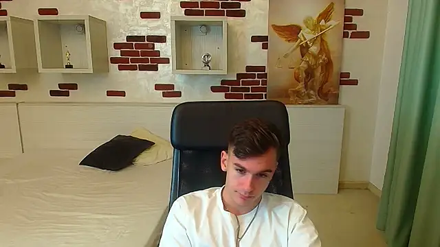 Snapshot of BradyFlint chatting on 11-30-25, 05:55 BradyFlint online show from 11-30-25, 05:55