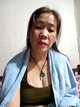 Snapshot of tabby-cat11 chatting on 11-22-25, 07:24 tabby-cat11 online show from 11-22-25, 07:24