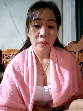 Snapshot of tabby-cat11 chatting on 12-04-25, 02:04 tabby-cat11 online show from 12-04-25, 02:04