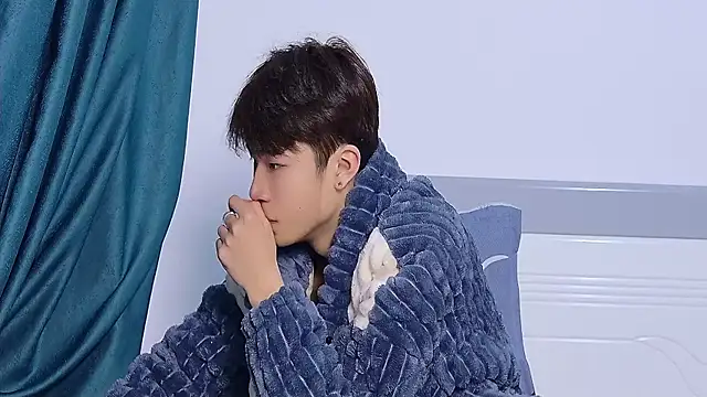 Snapshot of Stuffy-111 chatting on 11-01-25, 10:17 Stuffy-111 online show from 11-01-25, 10:17