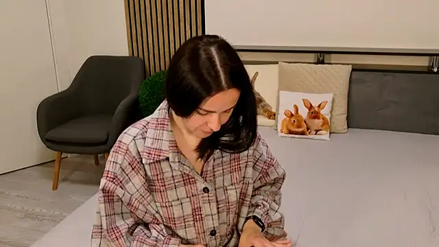 DitaNoir online show from 04-14-26, 05:57