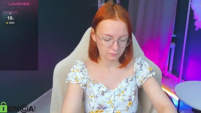 cherry fever online show from 10-19-25, 02:23
