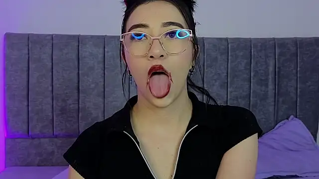 GabbieHill online show from 10-21-25, 07:36