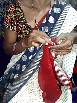 Snapshot of sarika-telugu chatting on 05-02-26, 04:17 sarika-telugu online show from 05-02-26, 04:17