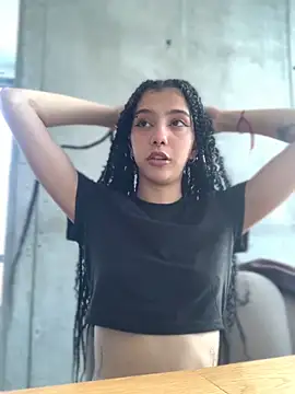 MiaaCute- online show from 11-03-25, 09:48